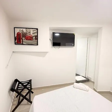 Es Hotel 3*
