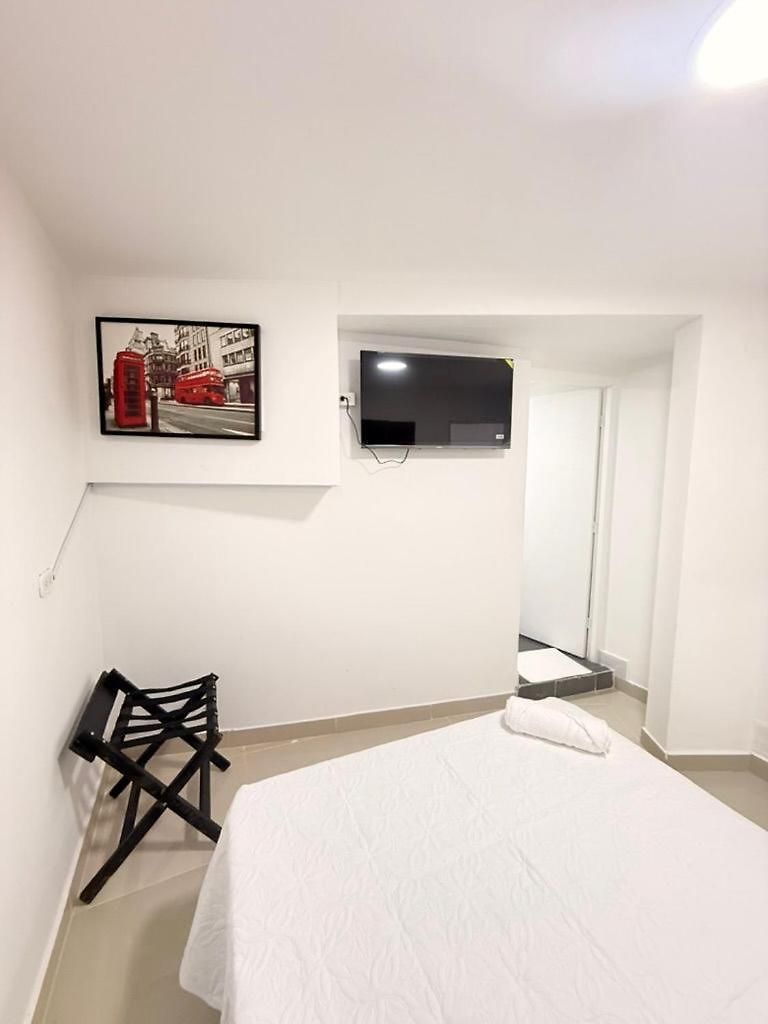 Es Hotel 3*