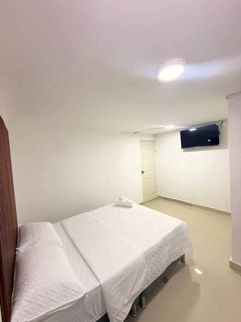 Hotel Es 3*