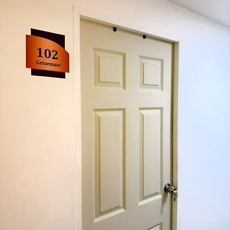 Es Hotel
